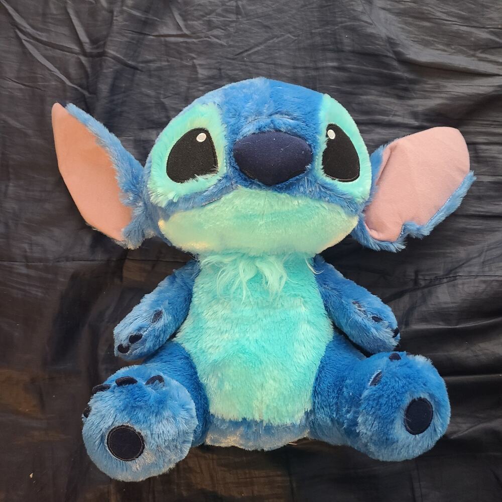 Stitch plush new with the tag good condition
